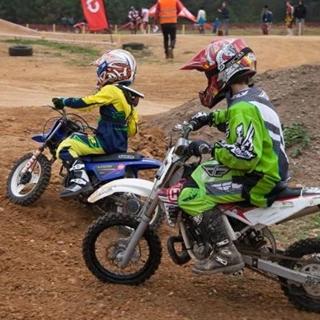 طرح توجیهی احداث پیست موتور سواری با فرمت پی دی اف