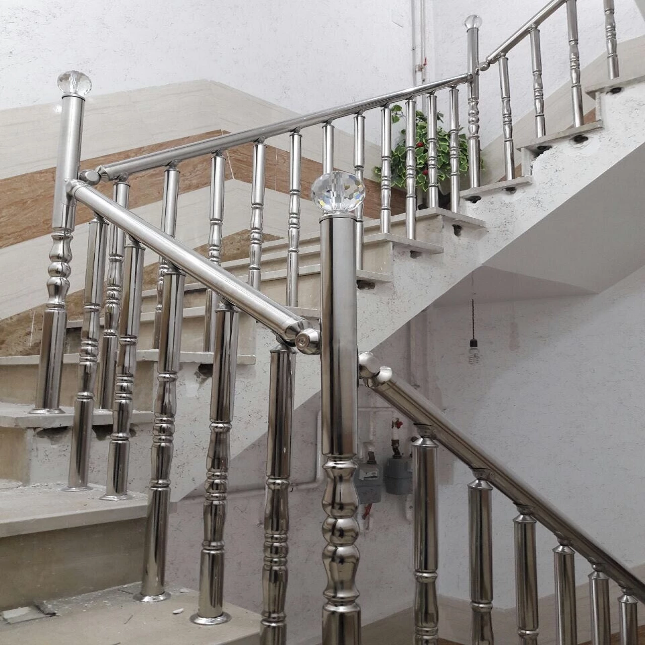 طرح توجیهی تولید پله و نرده آماده ساختمان